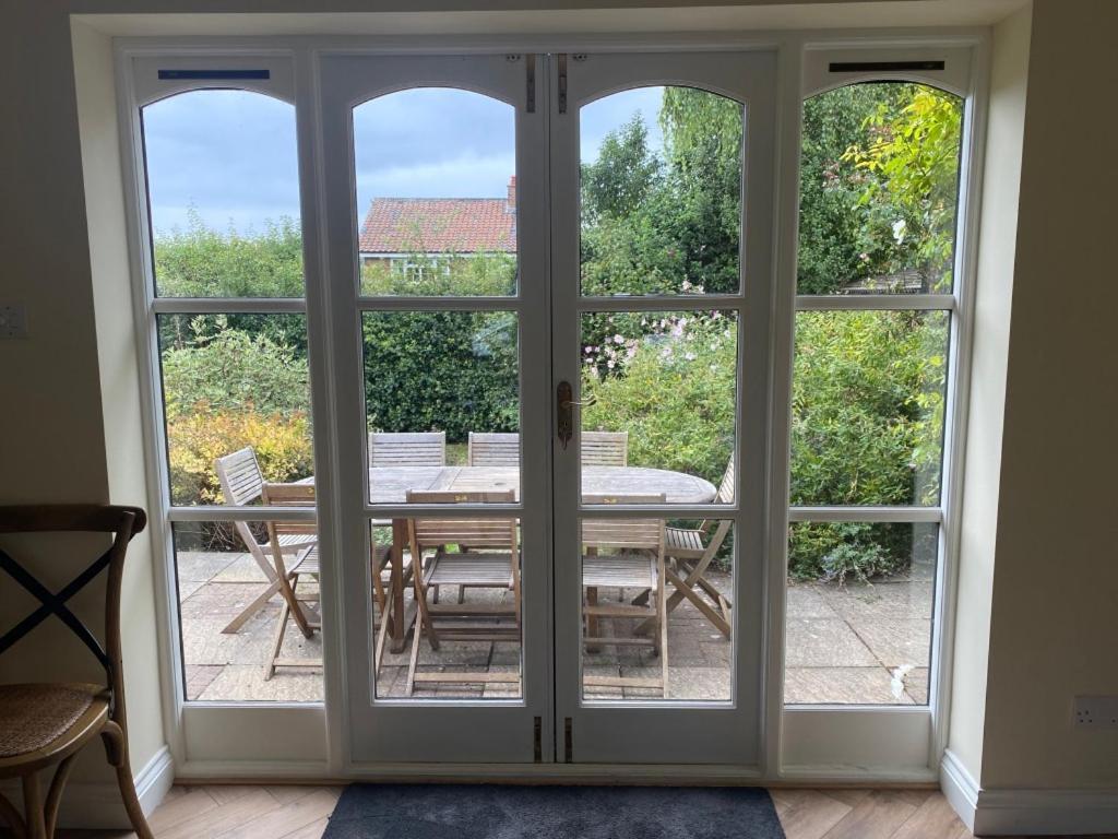 Lovely Quiet Cottage Sleeps 4 Adults, 4 Children, Dog Friendly Cley next the Sea Buitenkant foto